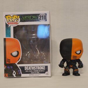 3/$20 - Deathstroke Funko POP! Heroes DC Comics Batman #386 Hot Topic Exclusive